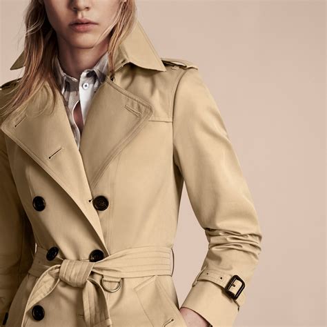 burberry the sandringham mid length trench coat